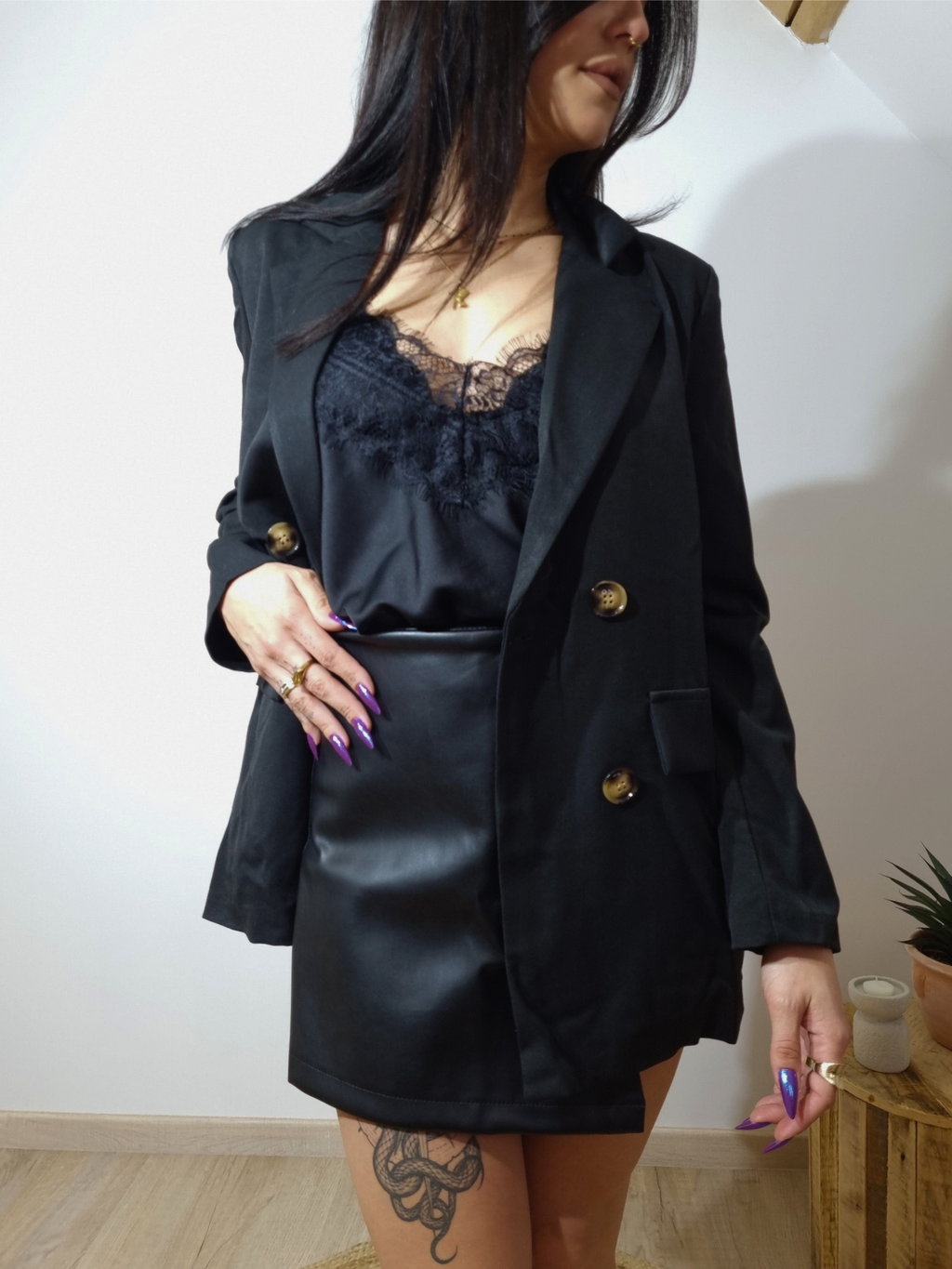 Blazer noir chic à double boutonnage Maison Sélène - coupe intemporelle et féminine pour un look élégant