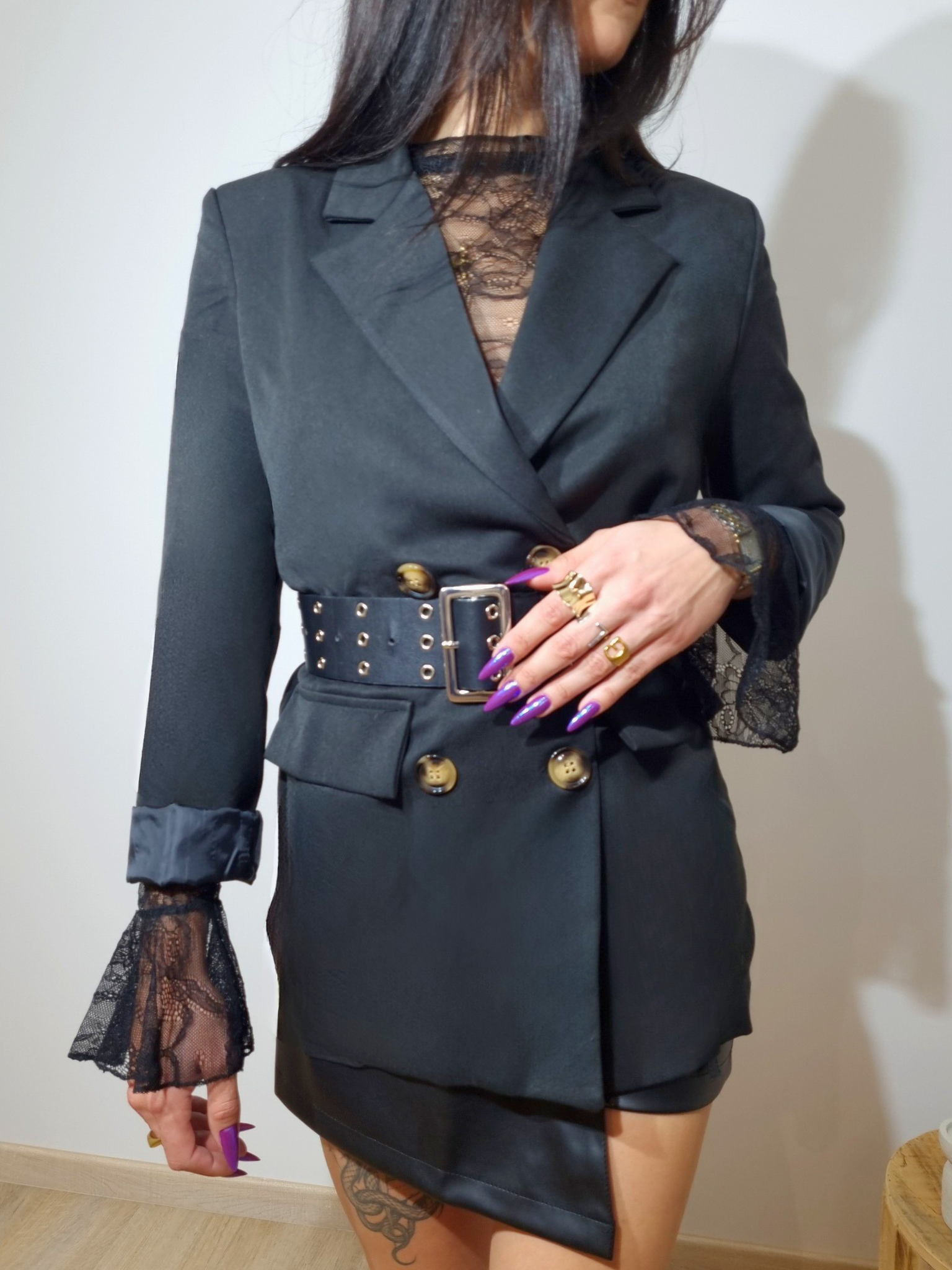 Blazer noir chic à double boutonnage Maison Sélène - coupe intemporelle et féminine pour un look élégant